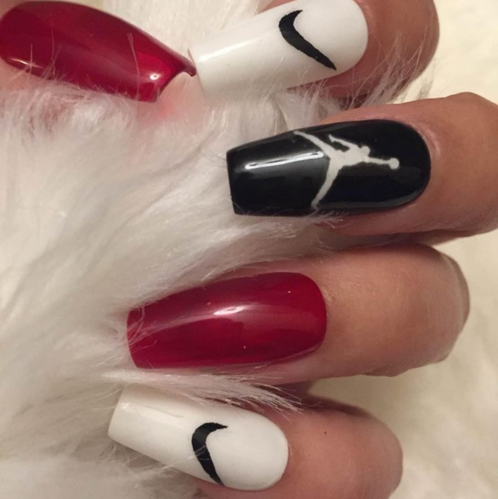 Red black and white luxury press on nails come in any shape and length
